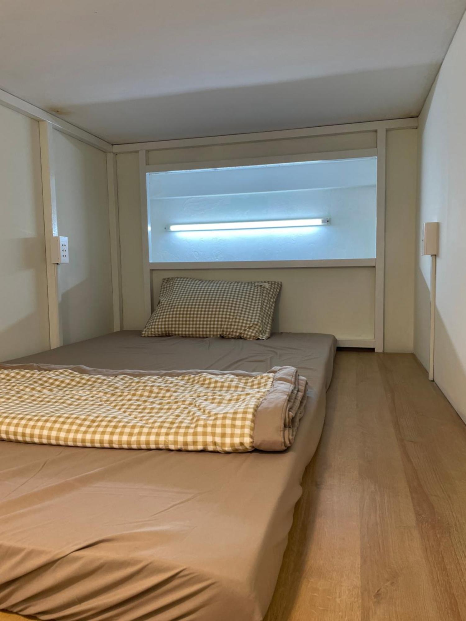 Alphabet Home Capsule Ho Chi Minh City Exterior photo